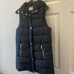 Women’s long hooded vest